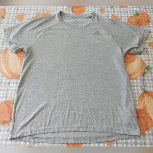 Adidas T-shirt Medium